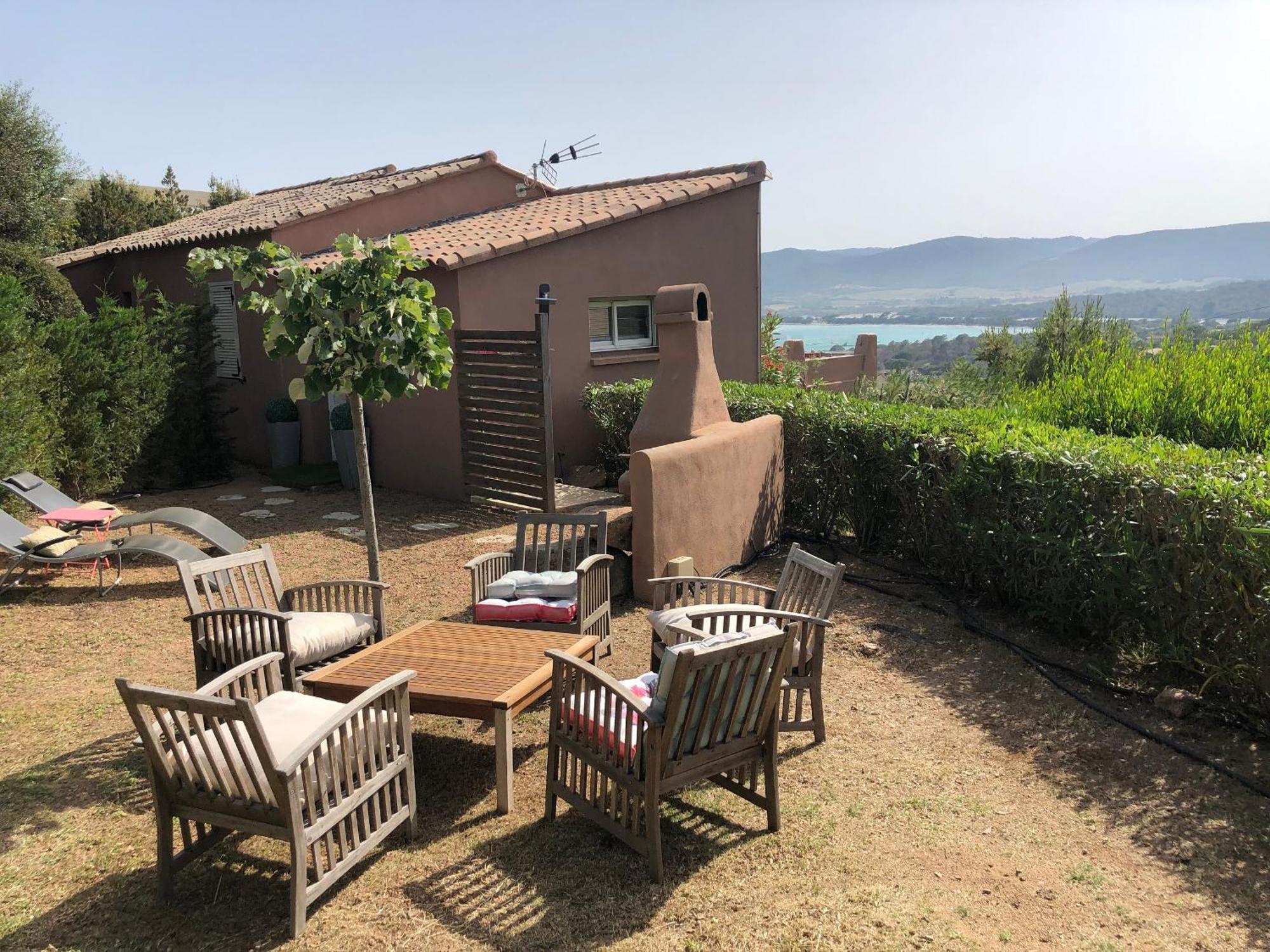 פורטו-וישיו Residence Bellavista A Santa Giulia, Proche De La Plage Et Vue Mer מראה חיצוני תמונה